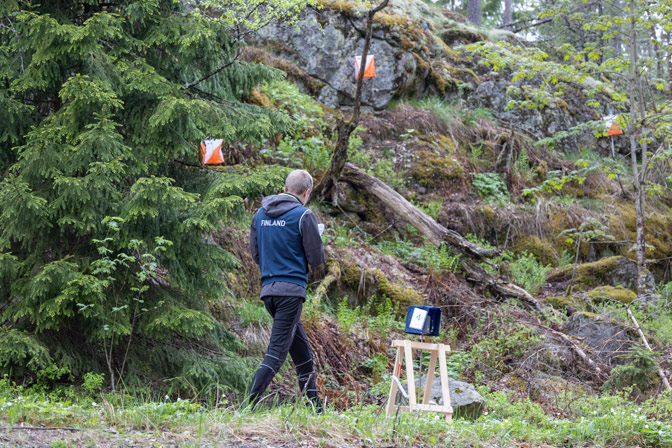 SuunnistusSSL's tweet photo. Tarkkuussuunnistuksen edustusvalinnat kaudelle 2026 on julkaistu. Lajin EM-kilpailut järjestetään heinä-elokuun vaihteessa Puolassa, minkä lisäksi Lahdessa järjestetään syyskuussa Pohjoismainen maaottelu.
#suunnistus #trailo
https://t.co/UY21bPzIZe https://t.co/Z8pNFZpuyO