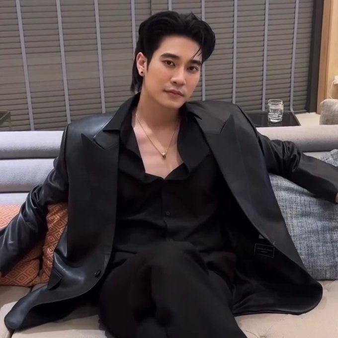 𝗓͟𝗂͟𝖺͟𝗇͟ tweet media