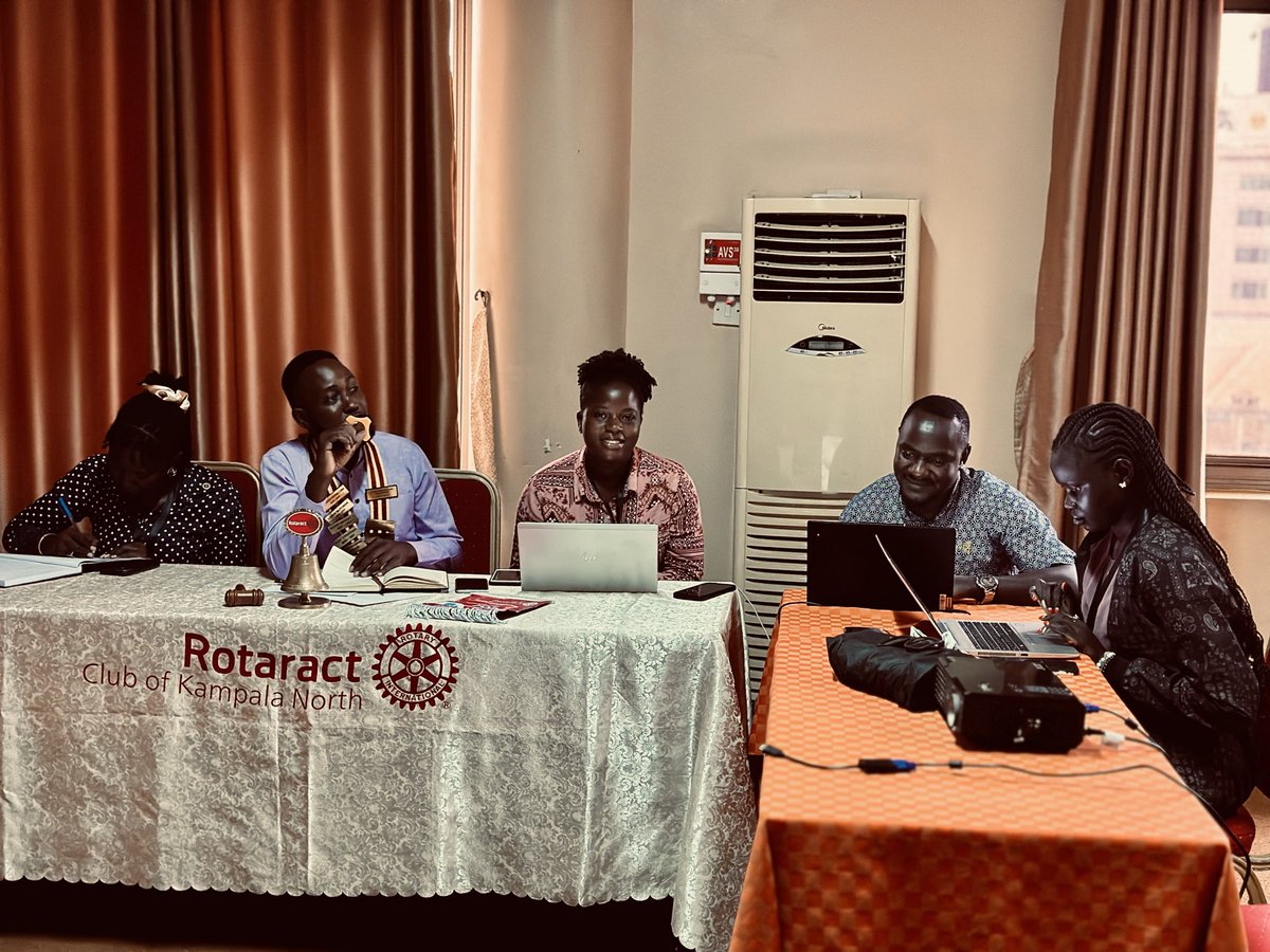 kanosug's tweet photo. We are on for our weekly Friday fellowship at Hotel Triangle, feel free to join us.

#KANOsMeetUp https://t.co/qihQUQDpQd