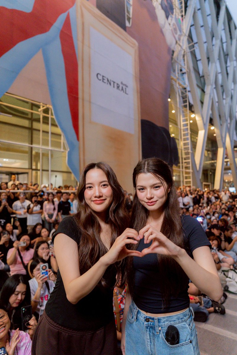CpnLife's tweet photo. ขอ 🫶 หน่อยค้าบบบ 

FB SONGKRAN WITH CTW

#CTWSongkran26xFreenBecky
#CTWSongkran2026 
#centralwOrld #CentralPattana 
#SongkranAtCentral https://t.co/B86ivliJuE