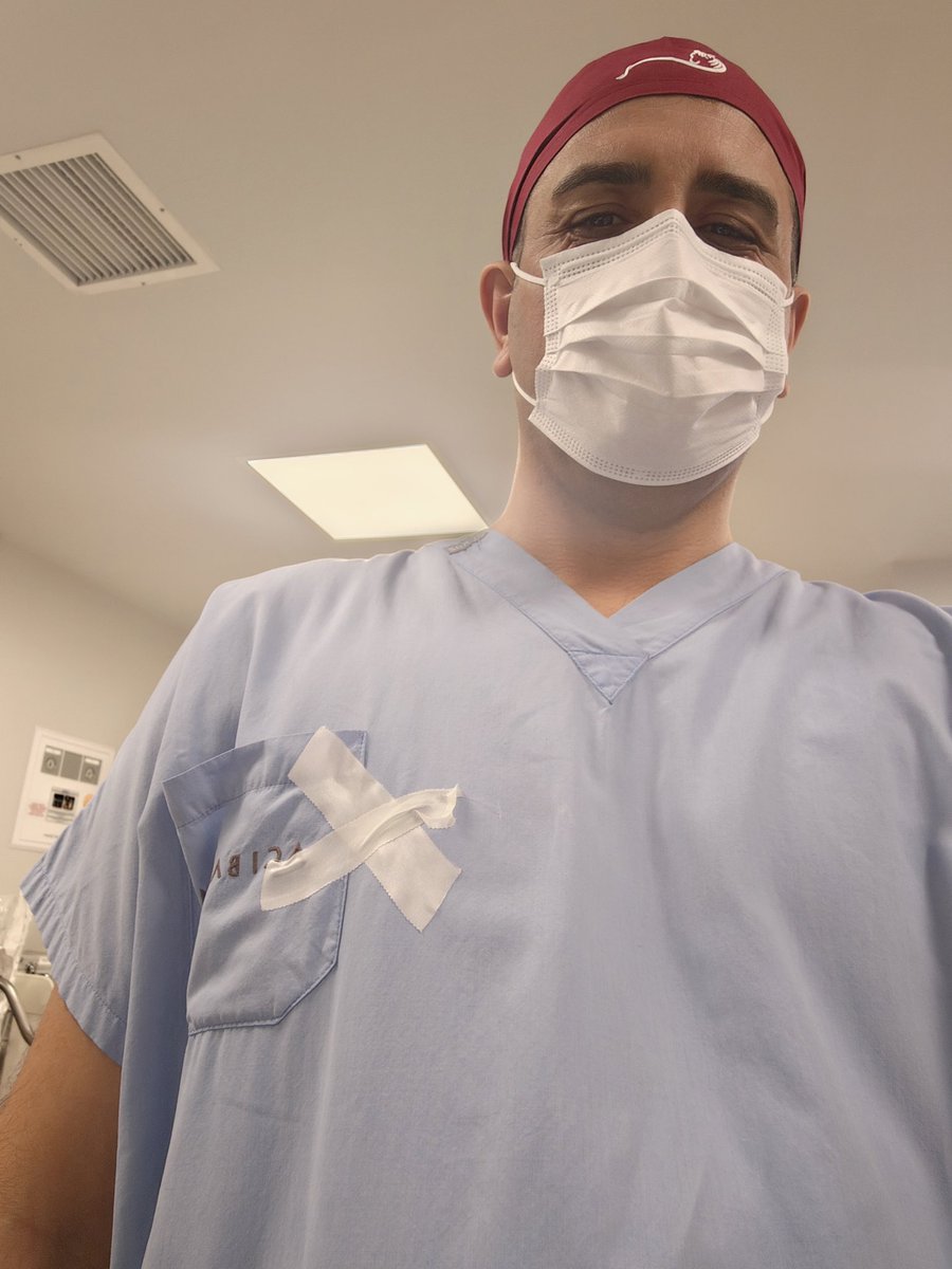 Herkes çeker gider,
Kalıcı olan ipek flaster. 
#ameliyathane