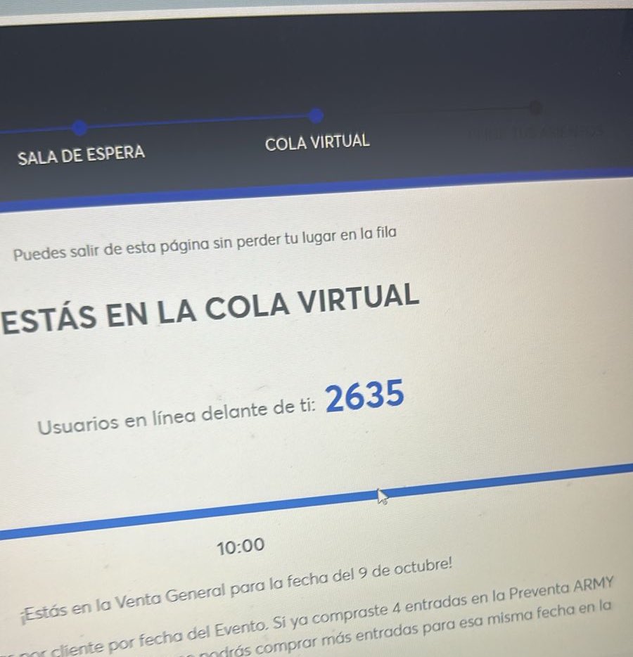 Todas mis amigas de peru y yo nos vamos a ver a bts ✨😭😭😭✨