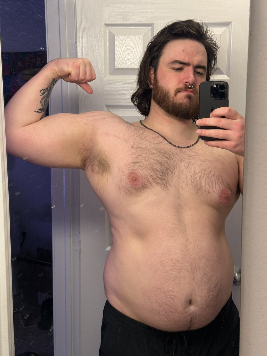 Thickerfaster's tweet photo. Fat + strong https://t.co/nU8pzIZfbw