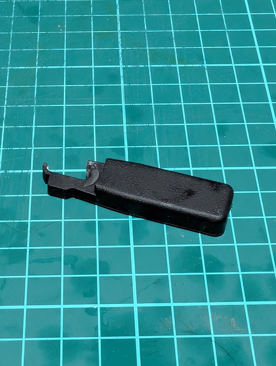oo_FX's tweet photo. we g36のチャーハンがソッコー折れやがったw
しかしRA-TECHのチャーハンはどこにもねぇ！
仕方ないのでvfc g36のチャーハンを加工して取り付けました、結果的に安く済んで満足
#ガスブロ
#G36 https://t.co/7IKNwxmzFG