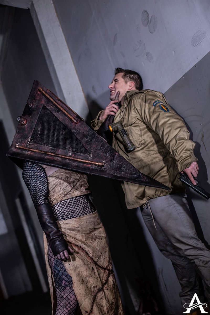 ChrisMason316's tweet image. "The only prayer I say for you is this: whatever hell awaits you, it won't be long before you see it."

Ph Alucard Photography
Taylor May Cosplay as Pyramid Head.

#cosplay #Photoshoot #konami #silenthill #horror