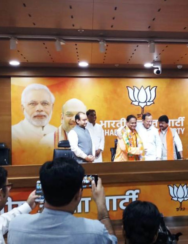 Rhetoric_Renegade tweet media