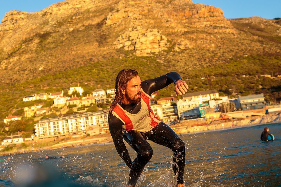 chappypix's tweet photo. Average waves but beautiful early light this morning. 
#muizenberg showing off 
#surfphotography #capetown 

@CanonRSA @CapeTown @PhotographyWeek @PhotoPlusMag @Lightroom @DCamMag https://t.co/ubHOZpKX7V