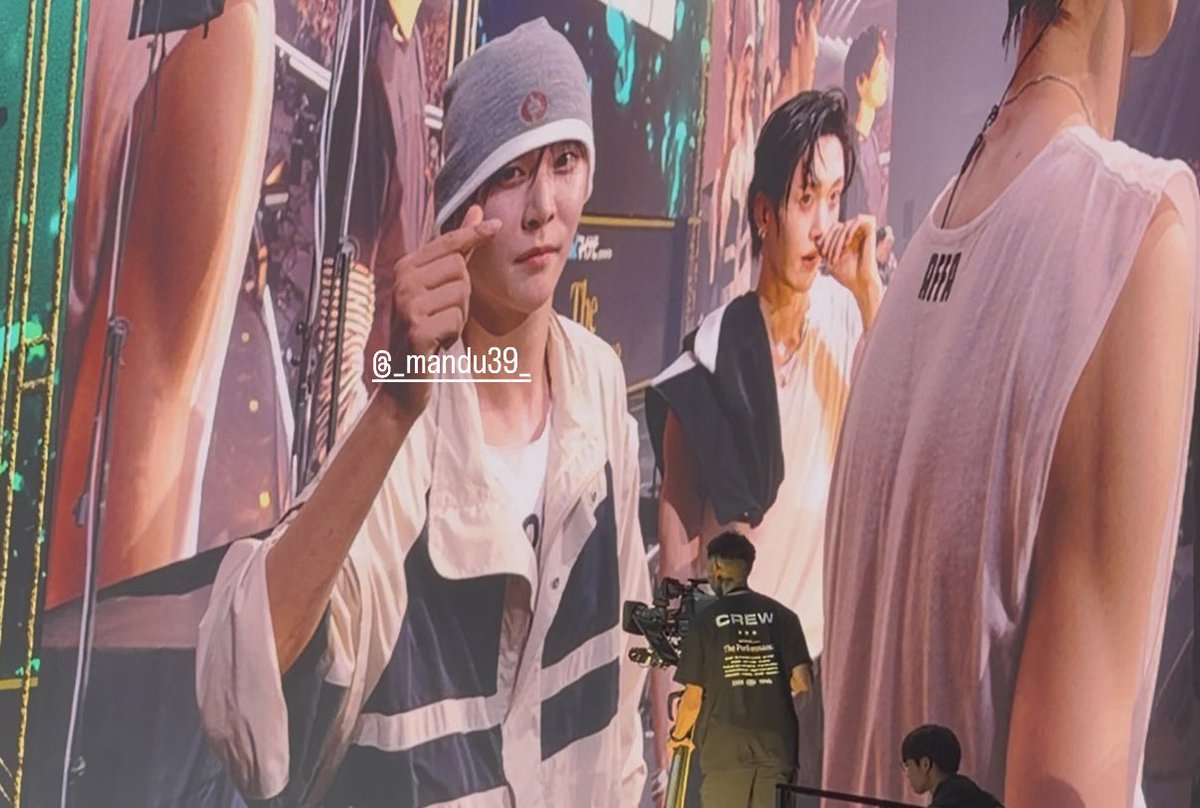 𝑨𝑴ෆ¨̮ tweet media