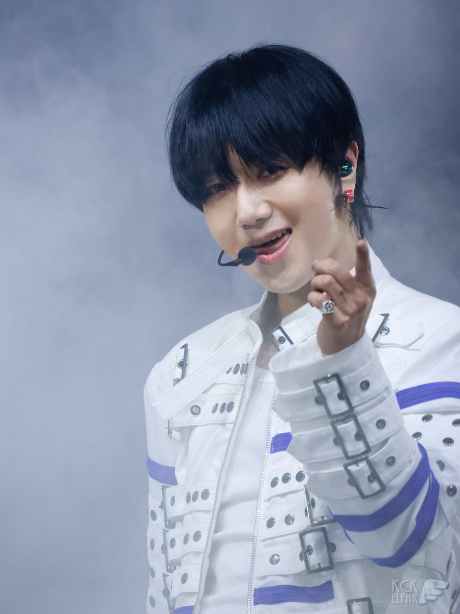 kckelfhk's tweet photo. 🫵🏻🎯 #Yesung #예성 #김종운 @shfly3424 

20260403 Super Junior 20th Anniversary Tour -
Super Show 10 SJ-CORE in Seoul Day 1

#슈퍼주니어 #SUPERJUNIOR #SJ @SJofficial 
#SUPERSHOW #SUPERSHOW10 #SS10sjcore #SuperShow10sjcore #sjcore
#20th_Anniversary_TOUR https://t.co/eyntlXOBkq