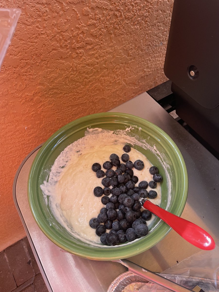 MattilaKarita's tweet image. BadAss Brunch On A Friday 💃💪

#holiday 👙⛱️ #HomeSweetHome 🌴#BlueberryPancakes #bacon