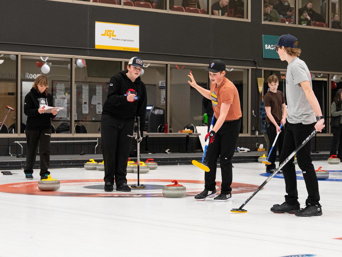 CurlingCanada's tweet photo. 🥌 Curling Canada's U-15 RockFest is back and bigger than ever!

357 young athletes from coast to coast came together to compete, connect, and make memories that'll last a lifetime. 🇨🇦✨

This is how we're building the future of the sport ➡ https://t.co/1LZVAXwyjB https://t.co/lZmHDRfUMu
