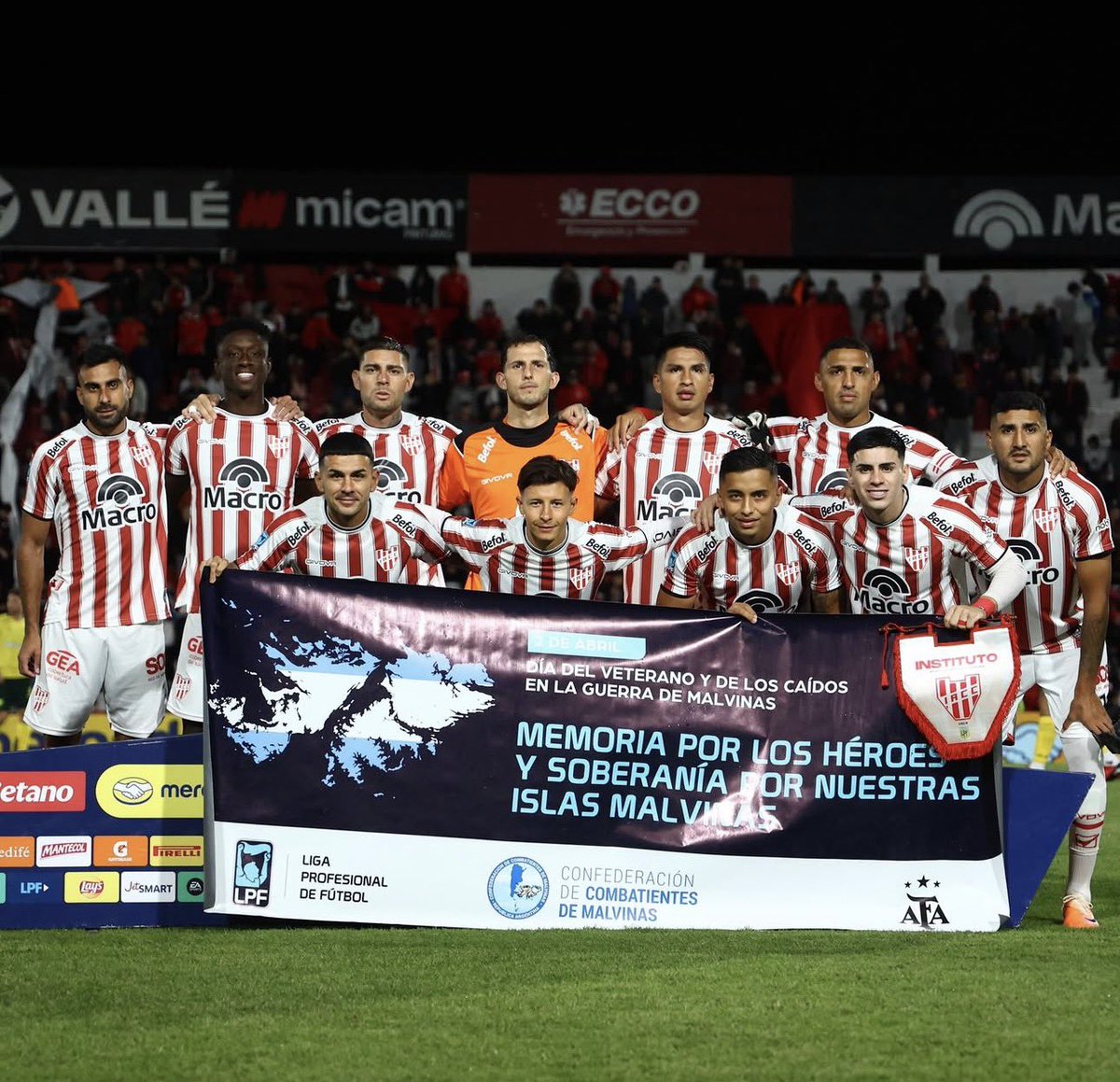 🇦🇹 #Instituto | El plantel viajará a Buenos Aires esta tarde para enfrentar a #Riestra mañana desde las 15hs.

👉🏻 Todo apunta a que Diego Flores repetirá el mismo equipo que le ganó a DyJ:

⚽️ Roffo; Galván, Mosevich, Alarcón; Cerato, Lodico, Abregú, Sosa; Córdoba, Guerra y Luna.