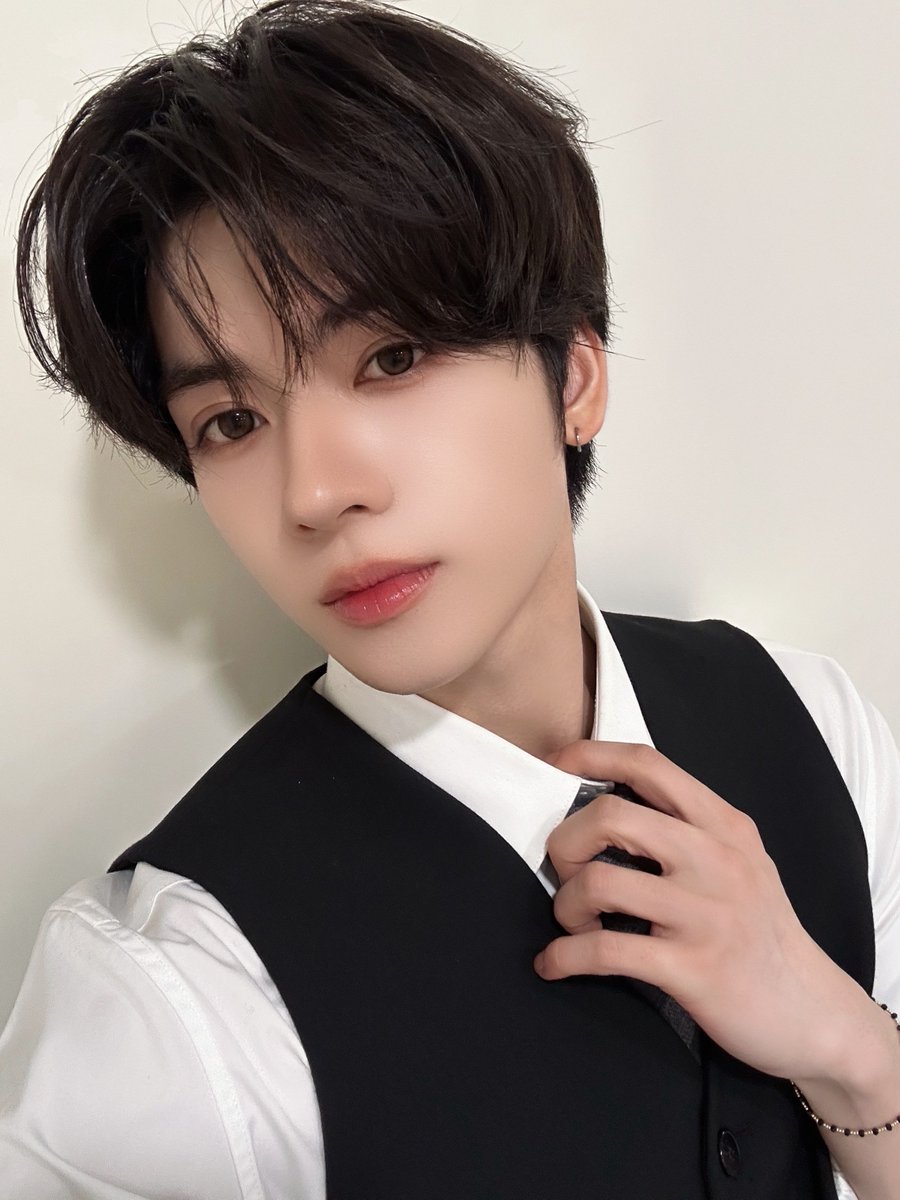 P❄️W _ 🦊🧸 I 🐱🐶 l 🐺 ME tweet media