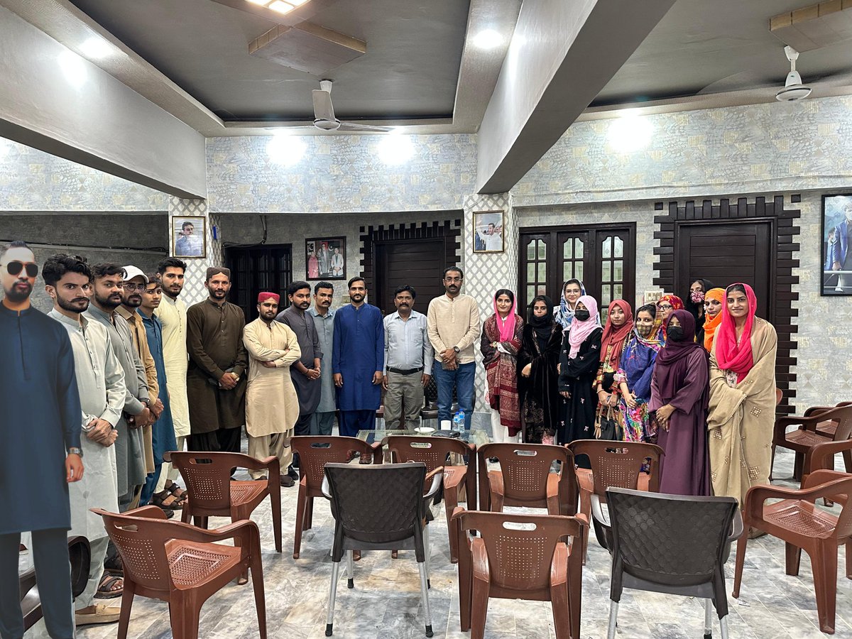 khan imran Photo tweet media