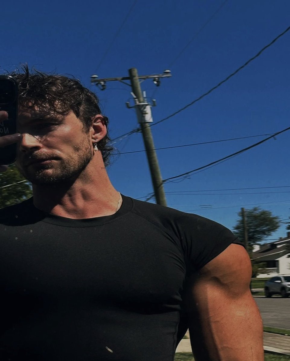 ⠀⠀⠀⠀⠀⠀

                   𝙄𝙉𝙎𝙏𝘼𝙂𝙍𝘼𝙈 𝙋𝙊𝙎𝙏

        Buenos días, al fin viernes 

⠀⠀⠀.   ⠀≡     ⌕       ⊞      ♡       ○
⠀