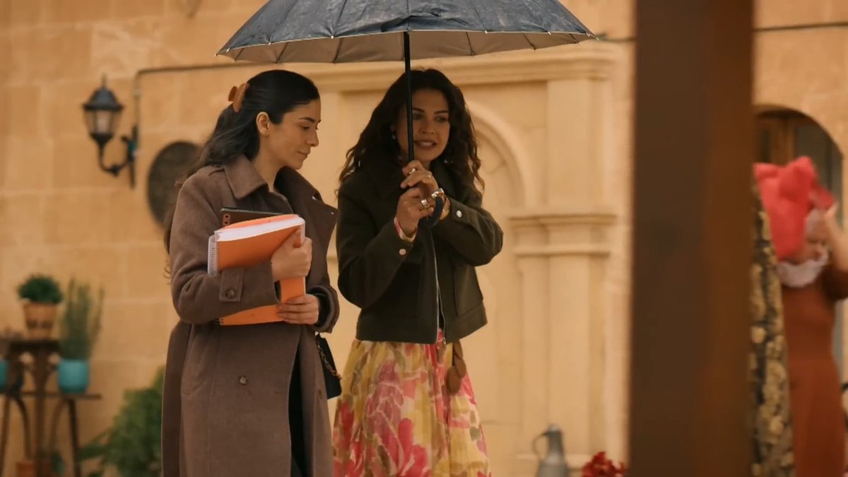 𝑩𝒆𝒍𝒍𝒆. tweet media