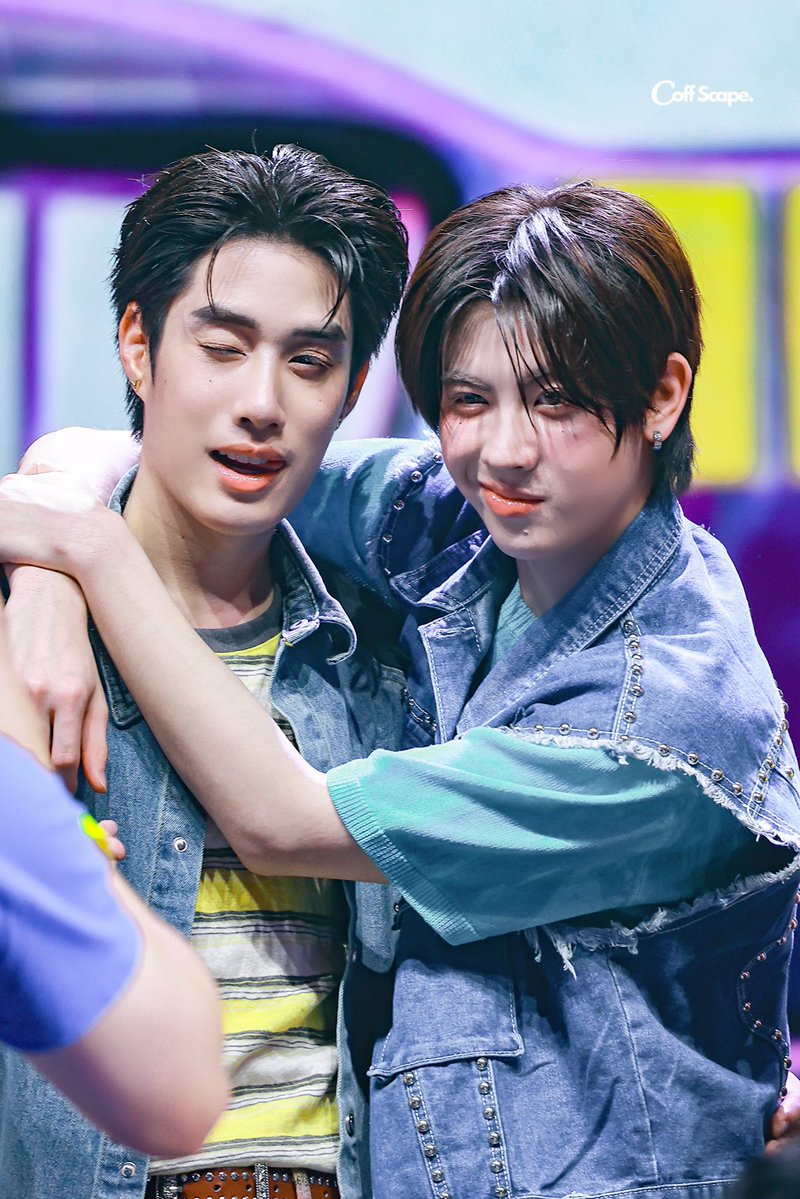 𝘾𝙤𝙛𝙛 𝙎𝙘𝙖𝙥𝙚. tweet media