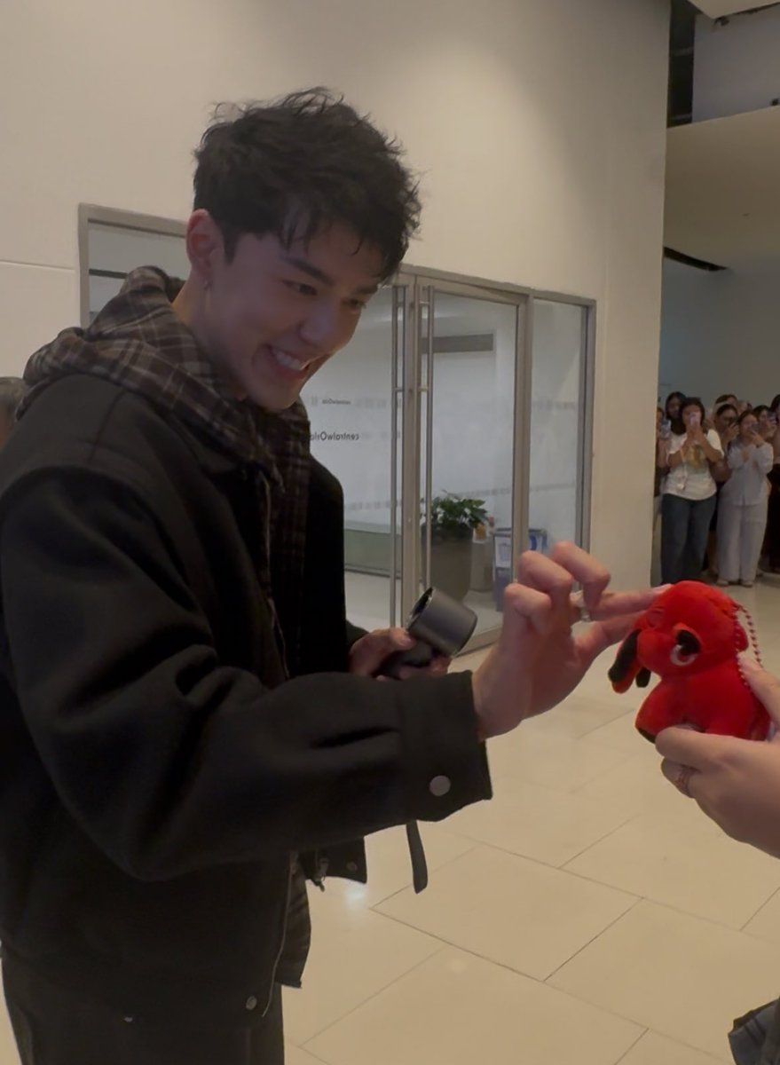 norsoryorlor tweet media