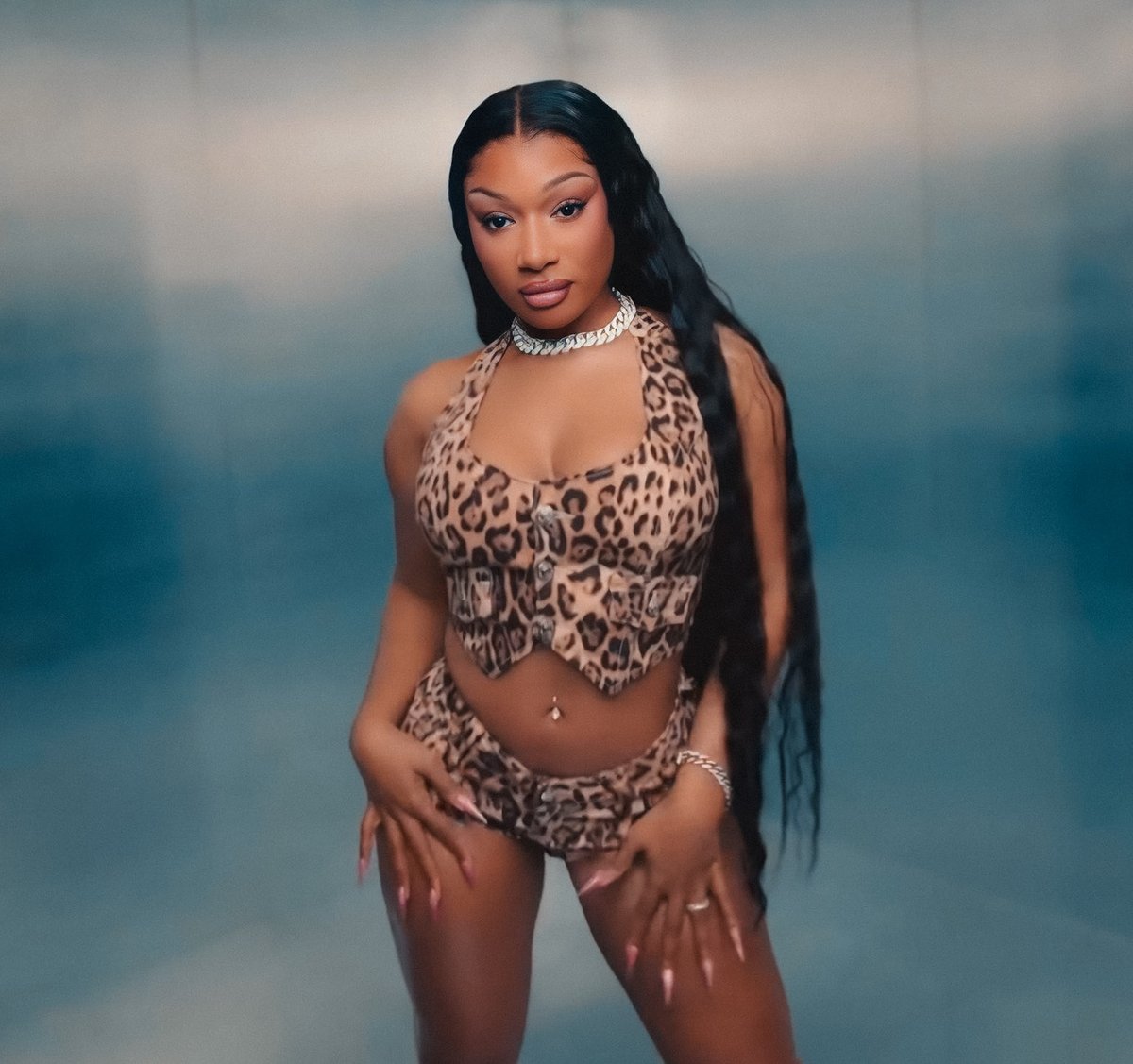 𑣲megbrina tweet media