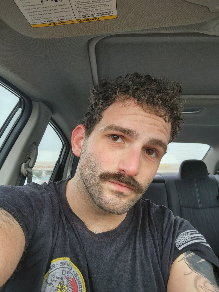 Connor (Connortrix) tweet media