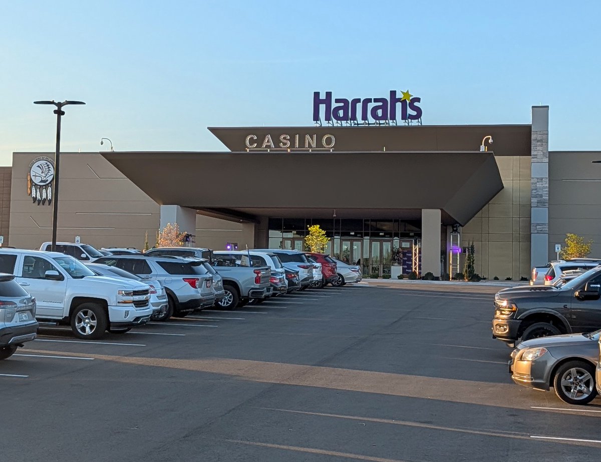 ES2_Built's tweet photo. ES2 is proud to have provided Building Automation System (BAS) services for this exciting new destination—bringing a Las Vegas-style gaming, dining, and entertainment experience to the state as the first-ever Caesars-managed property in Oklahoma.
#ES2 #harrahscasino https://t.co/Zb8bkxD42g