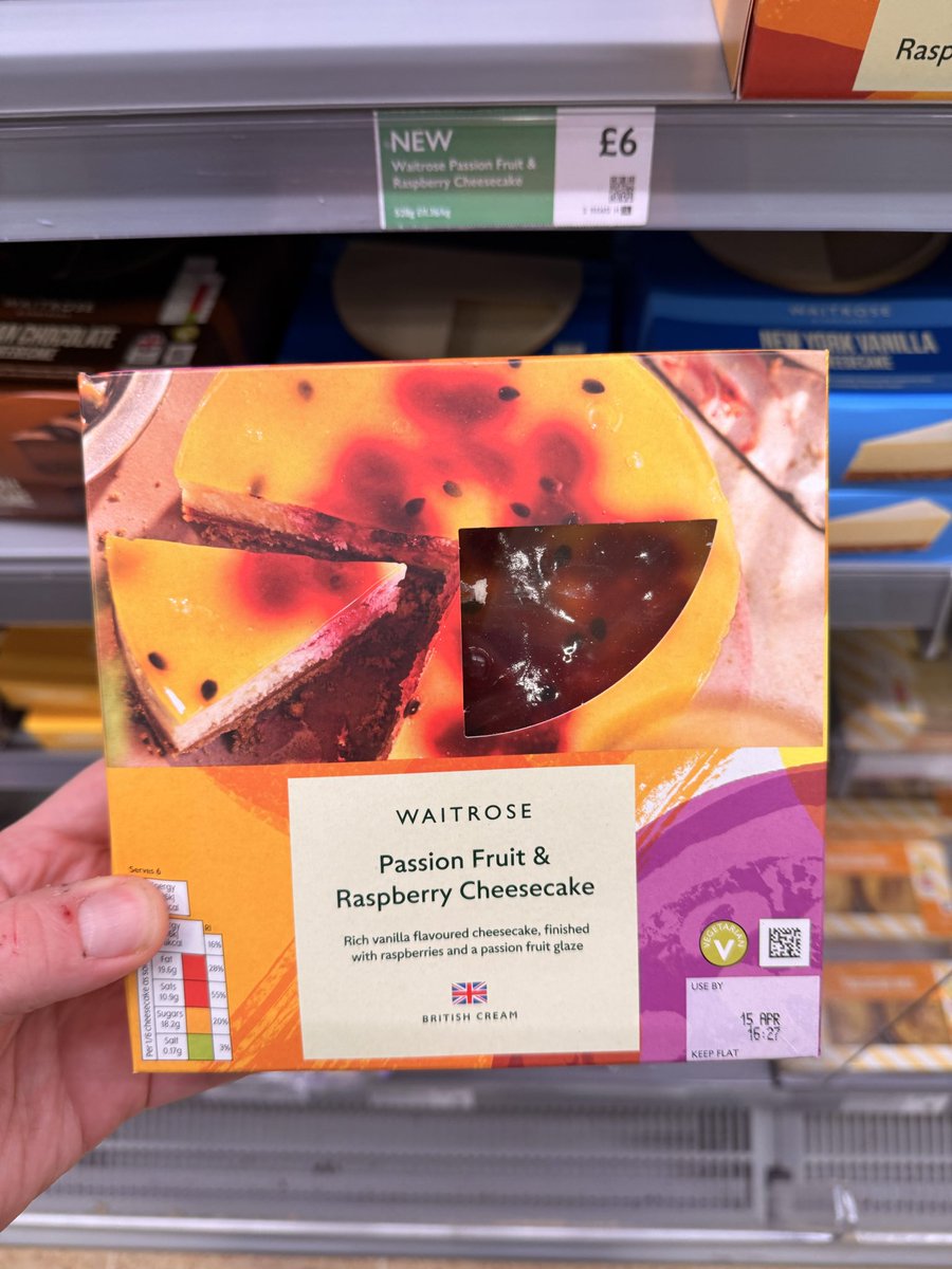 All_Things_New_'s tweet image. New Desserts! 👀 At Waitrose @waitrose #waitrose #dessert #pudding #strawberry #wellthisisnew