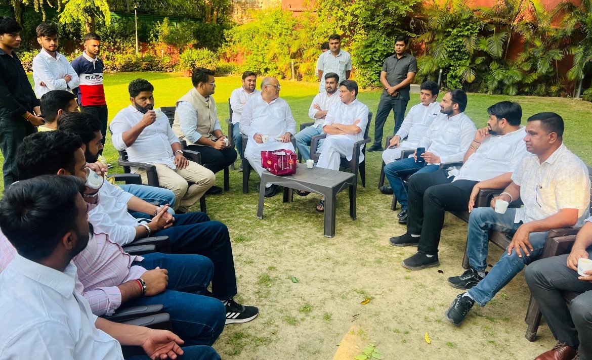 IShauryaveer's tweet photo. लोकप्रीय सांसद दीपेन्द्र हुडा जी से उनके दिल्ली निवास पर अपने पानीपत के साथियों के साथ भेंट हुई https://t.co/Bgz0NRwfkN