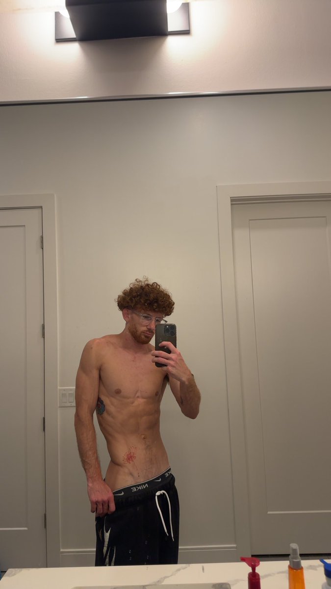 Riley tweet media