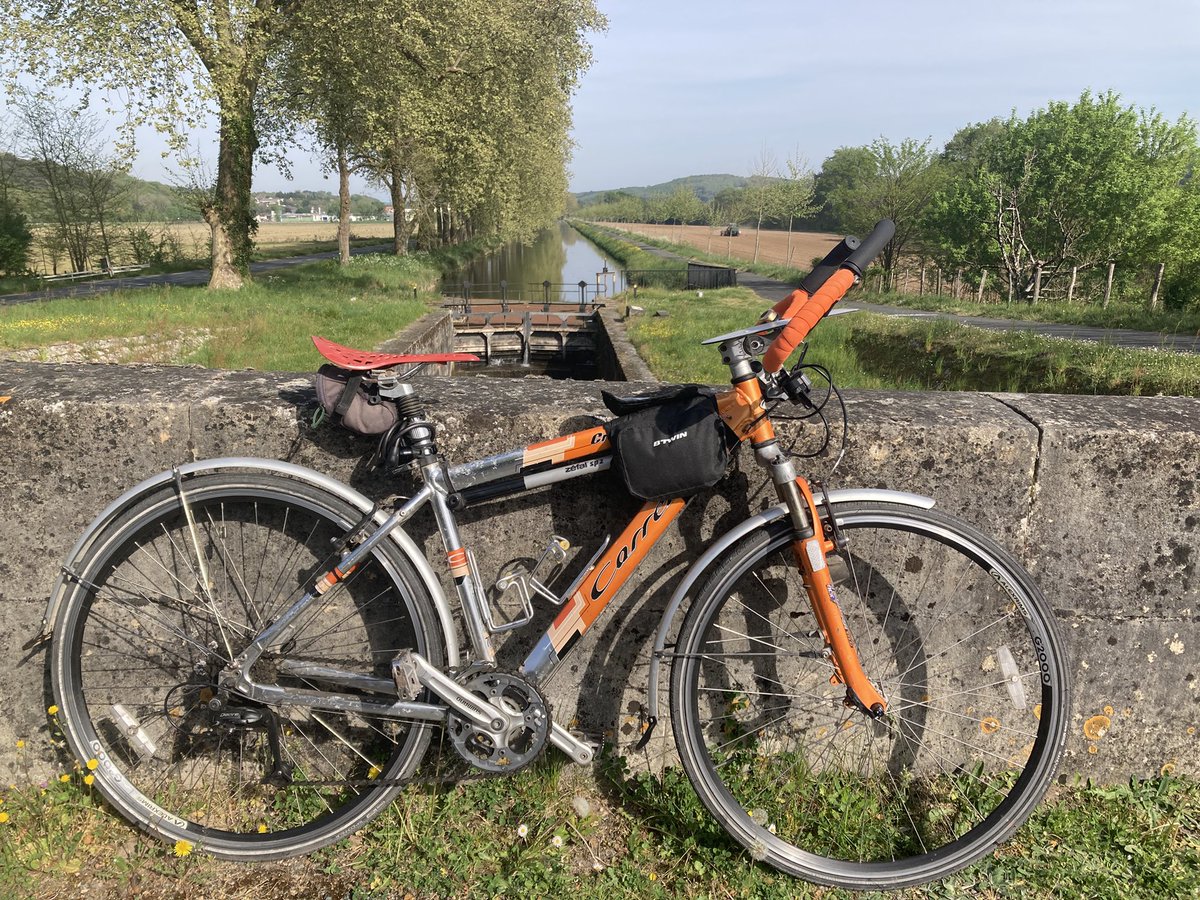 LesLegs's tweet photo. Got the leg over Carerra my 19year old today First training ride for 4weeks since I broke my hip Hopefully still on target for the 2nd June to attempt leFROGLE🤞🚴‍♂️ https://t.co/AybCigbf3a