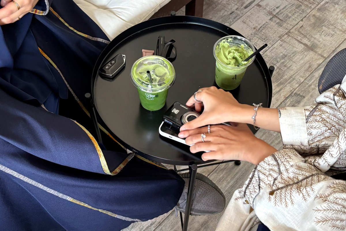 biteyoudeep's tweet image. green is #everything 🪷