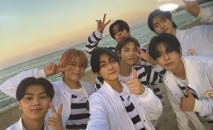 N⃨I⃨-K⃨I⃨ 🐥 tweet media