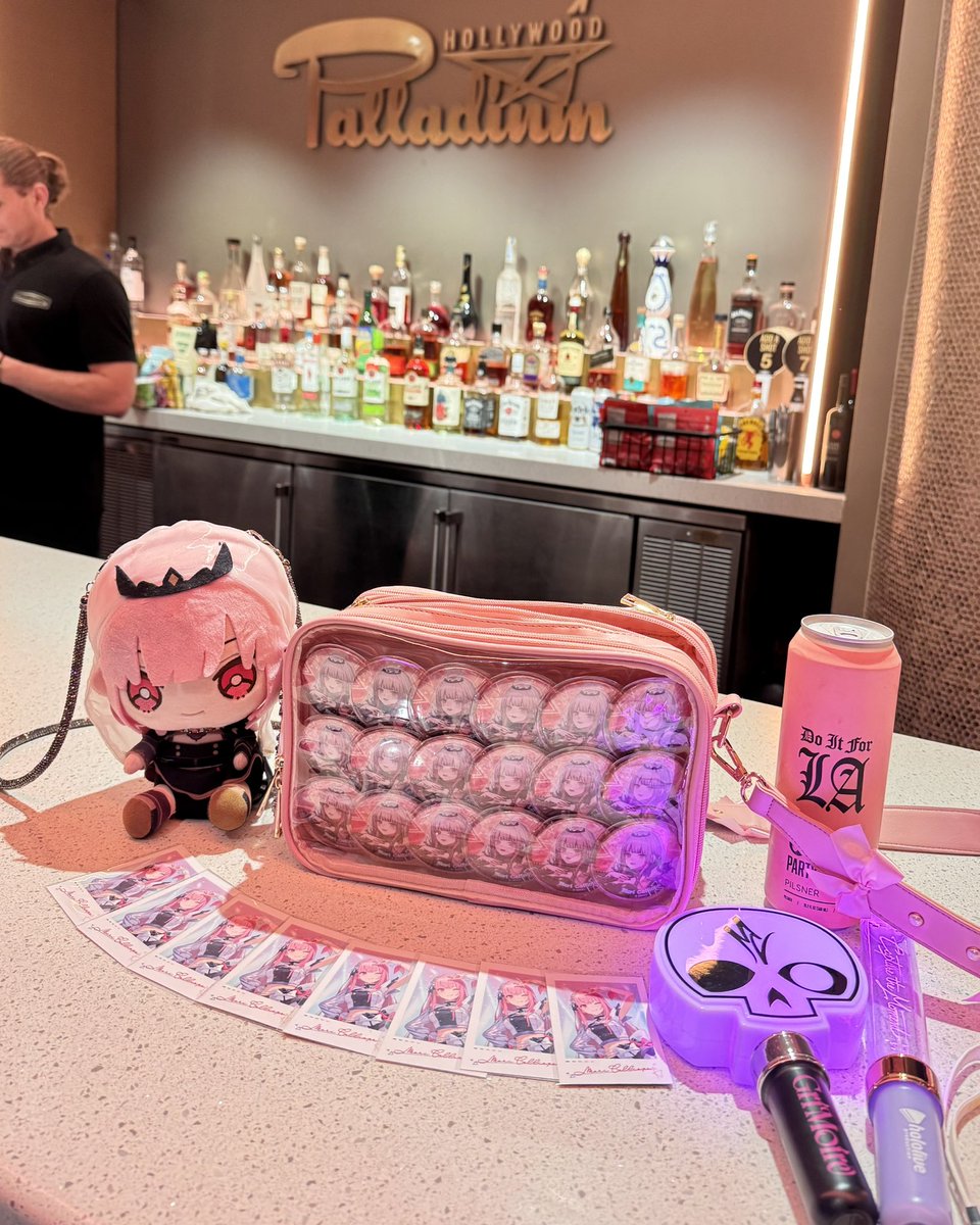 crazy_m_717's tweet image. 4月はカリちゃんのお誕生月💓去年のL.A.での2ndソロコンサートから早くも1年ちょいが経過しとって月日の流れる速さをめちゃくちゃ痛感しとります🥺💓いつも全力で頑張ってるカリちゃんのことが大好き。ずっと応援してます💓I’ll always stay by ur side, calli💓💀骨骨骨 #UNCUTROCK #MoriCalliope