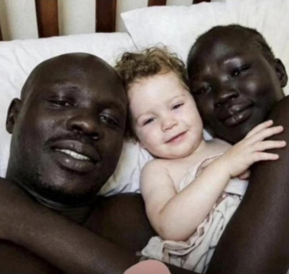 Etire nni safoa tweet media