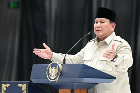 asepmillenium's tweet photo. Negarawan Sejati Darma Bakti Sejak Usia Muda. Bapak Presiden Prabowo Dari Medan Perang Hingga Kursi Kepemimpinan, Hati Tetap Sama: Untuk Rakyat dan Bangsa Indonesia. 📷📷

@YandriSusanto
@SekretariatNegara RI
#KementerianDesaPDT
#BPSDMKementerianDesaPDT
#TerimakasihBapakPresiden https://t.co/ULSt6wHl6B