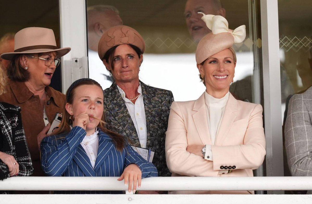 🌻Sarahsecret tweet media