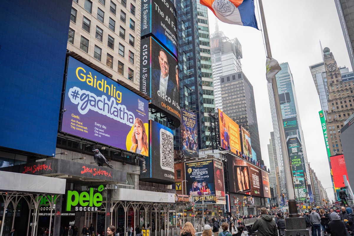 bordnagaidhlig's tweet photo. Tha #GachLatha air New York a ruigsinn!
Saoil am faca duine agaibh am postair seo?👀
#Gàidhlig #Gaelic #TartanDay #NYCTartanWeek https://t.co/hKksi5Mohg