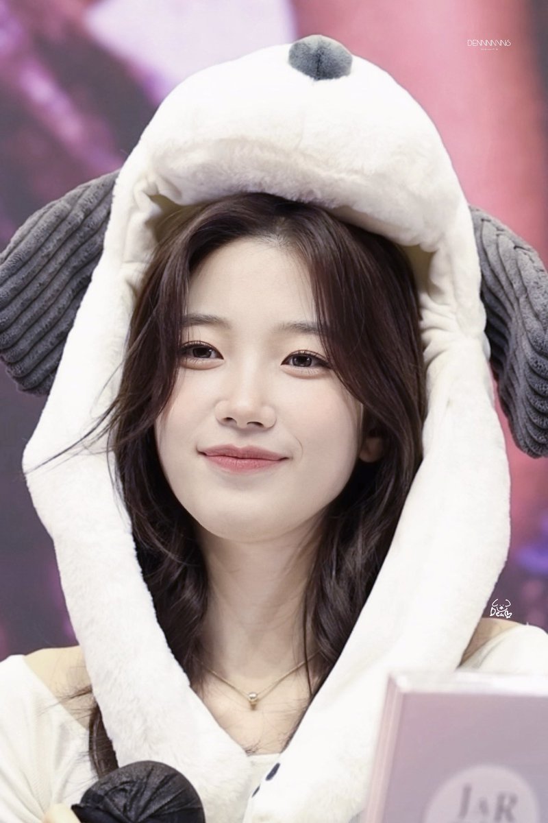 DENNNNNNS tweet media