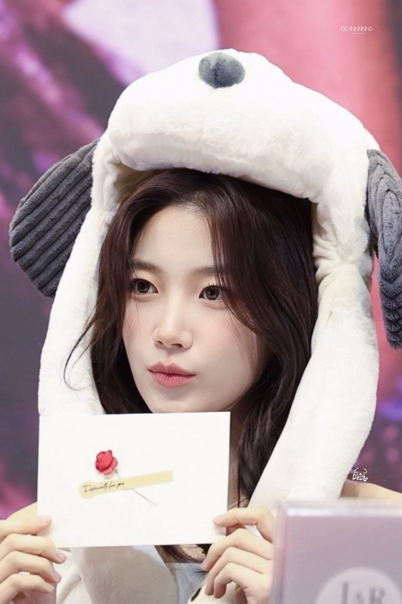 DENNNNNNS tweet media