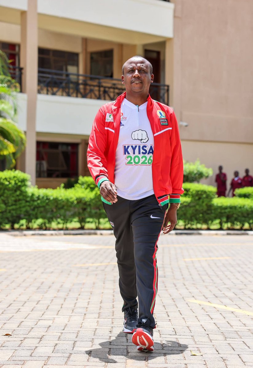 KavoiDamaris's tweet photo. H.E. Governor Mutula Kilonzo Jr. flags off Team Makueni for the Kenya Youth Inter-County Sports Association Games in Laikipia County.

As defending champs, we’re confident in their strength. 

Finance remains committed to youth empowerment. 💪🏽🏆 https://t.co/ZZVDqXMQeN