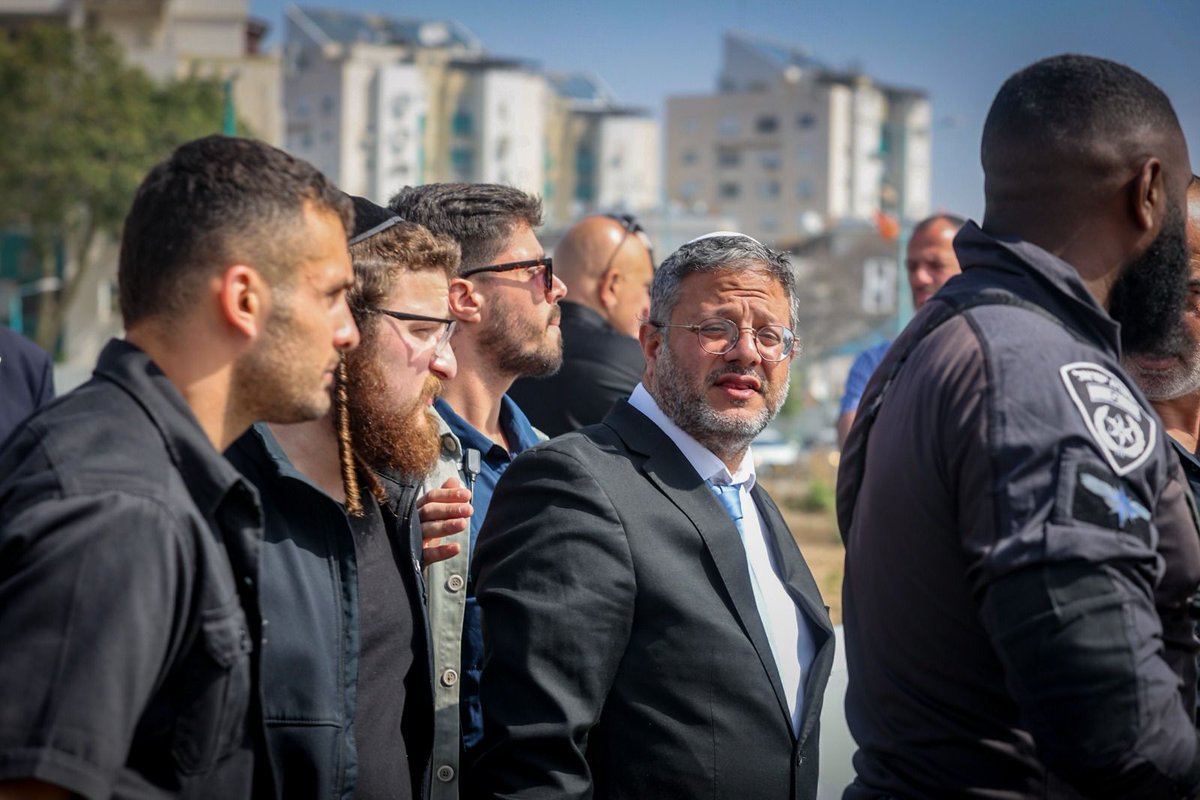 Mario Nawfal tweet media