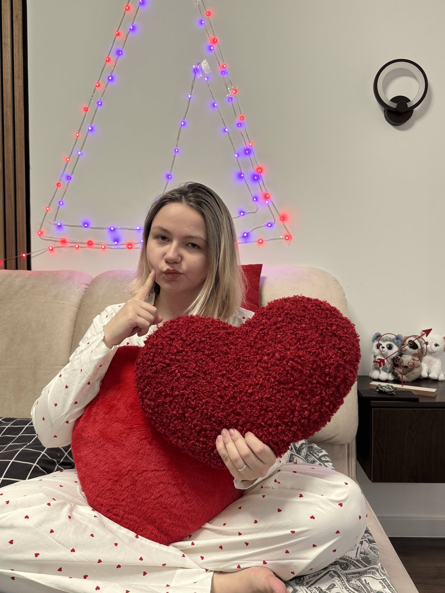 Gestern ist etwas Interessantes passiert...

Aber das erzähle ich nur denen, die kommentieren 😛