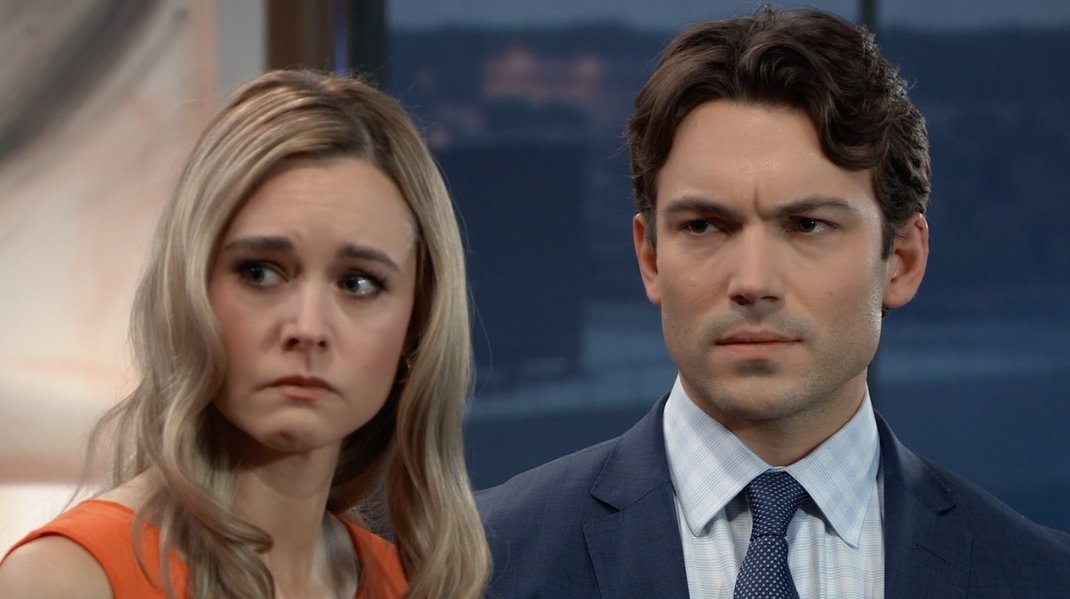 Michael won't stand for Willow harassing Jacinda. Are they doomed to stand at odds with one another forever? A dramatic, new #GH starts RIGHT NOW on ABC!