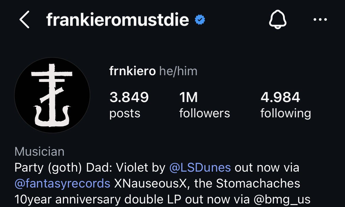acervo frank iero tweet media