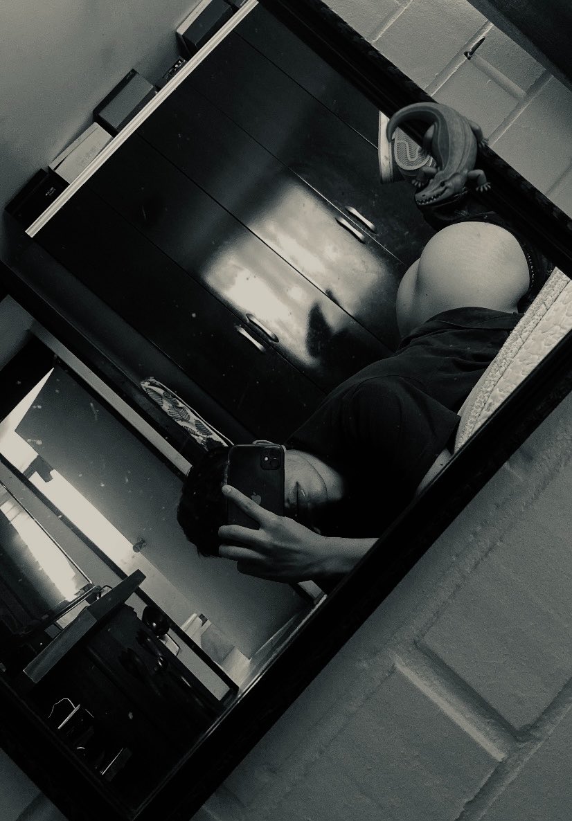 fueradeorbitaaa🐊 tweet media