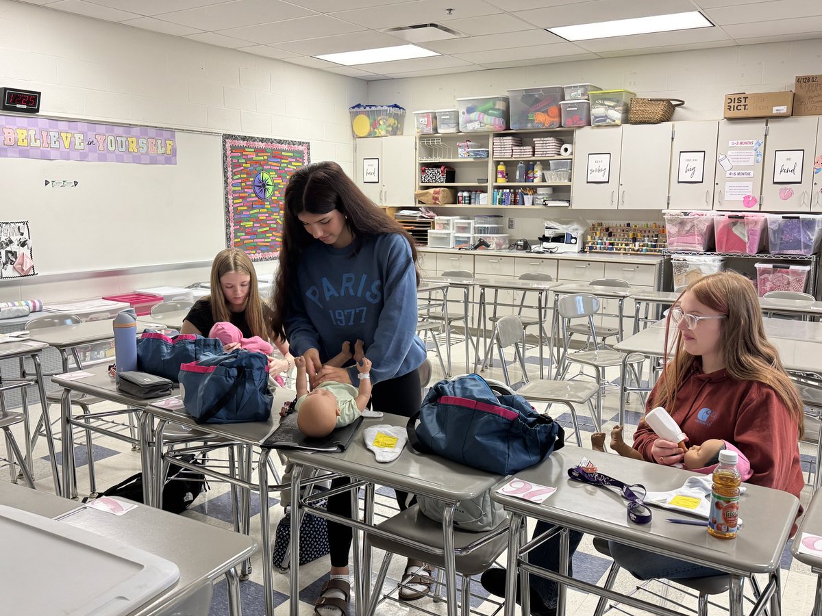 Ms. Heffernan tweet media