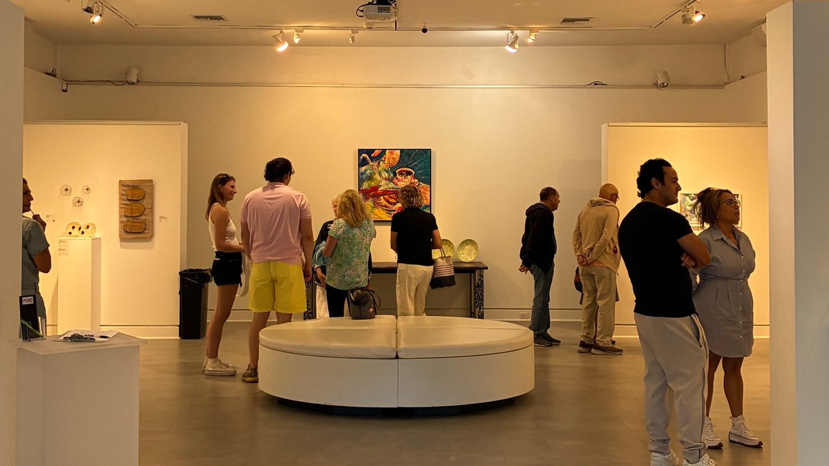 ArmoryArtCenter's tweet image. ✨We had an amazing opening reception last night for both Tools &amp;amp; Table and Bread &amp;amp; Butter by @AshleighWalters! Thank you to everyone who came out to support our local artists 🎉
#armoryartcenter #wpb