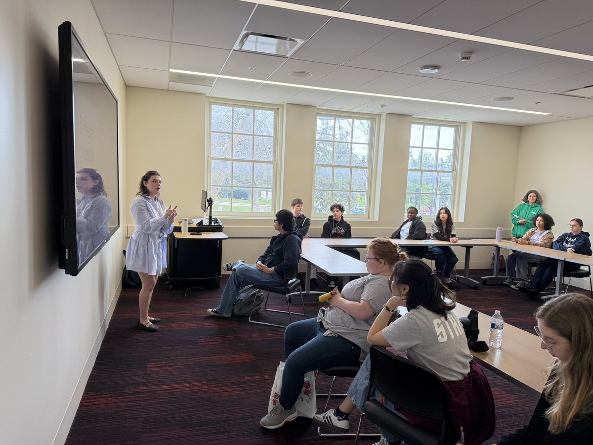nebroadcasters's tweet photo. @maddieames13 explains how she covers local news as a reporter for @NebPubMediaNews to students at today’s @UNOmahaCAS High School Media Conference attended by 200 students from 14 area schools. #WeAreBroadcasters. https://t.co/3Q14xLG96r