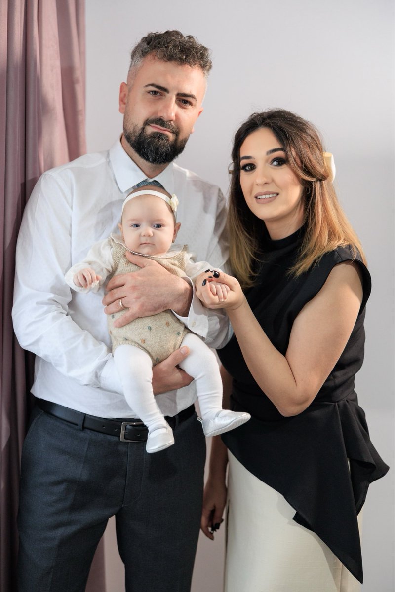 EwaldFotograf's tweet image. Fotografii de pus în ramă!

#botez #fotograf #timisoara #familie #bebe