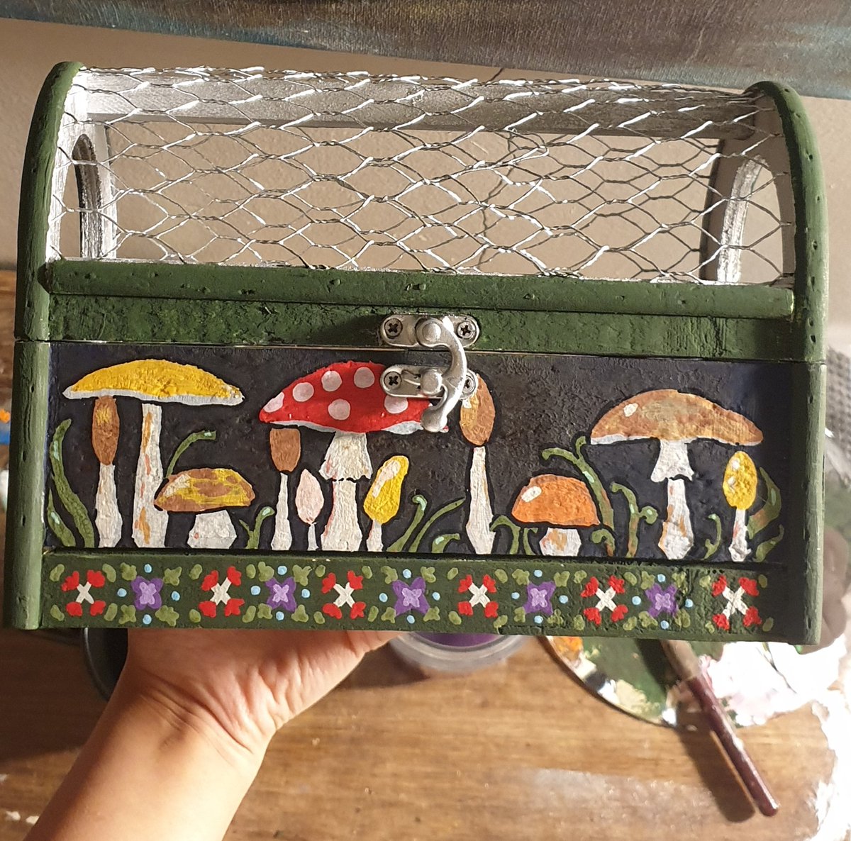 bulletproof girl tweet media