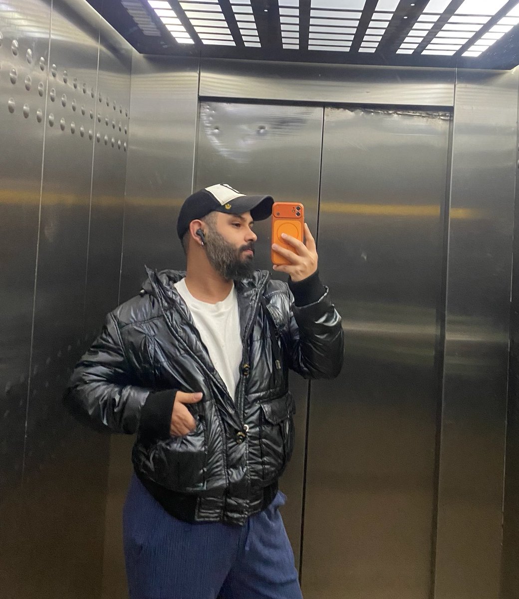 aklvzz's tweet photo. 🧔🏽‍♂️ https://t.co/UG30IuWPXA